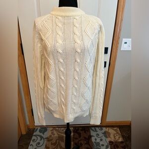 Vintage(80’s or older) Sigallo cream chunky cable knit mock neck sweater. Large
